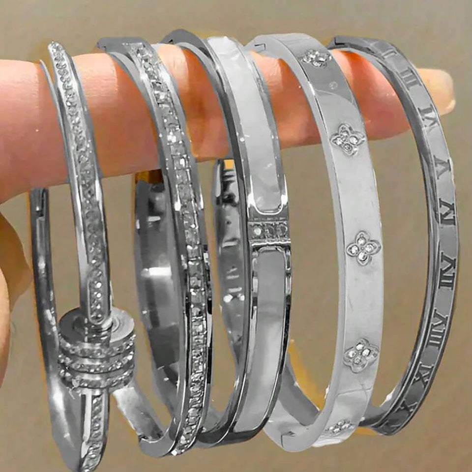 AKOL Zirconia Bangle