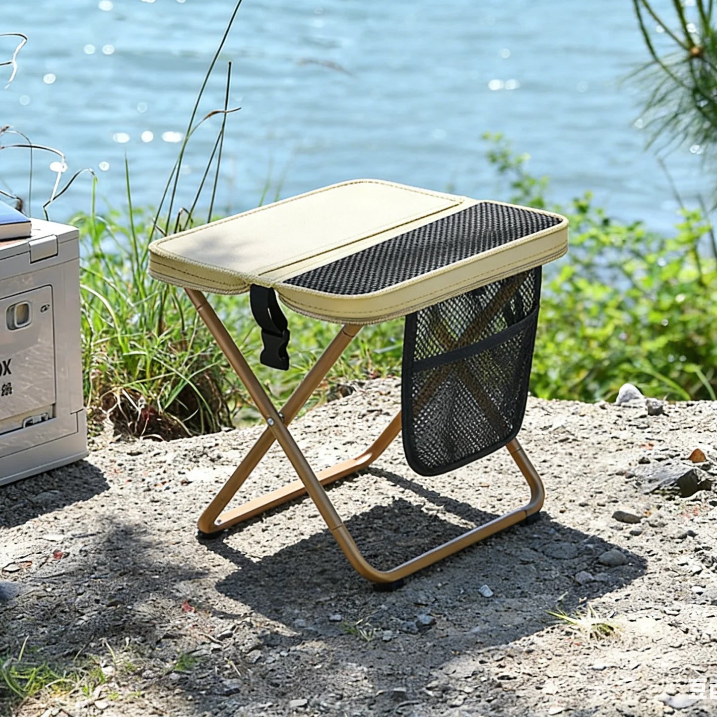 Foldable Backpack Stool